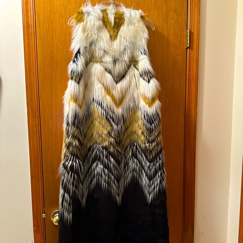 Donna Slayers Faux Fur Maxi Vest
